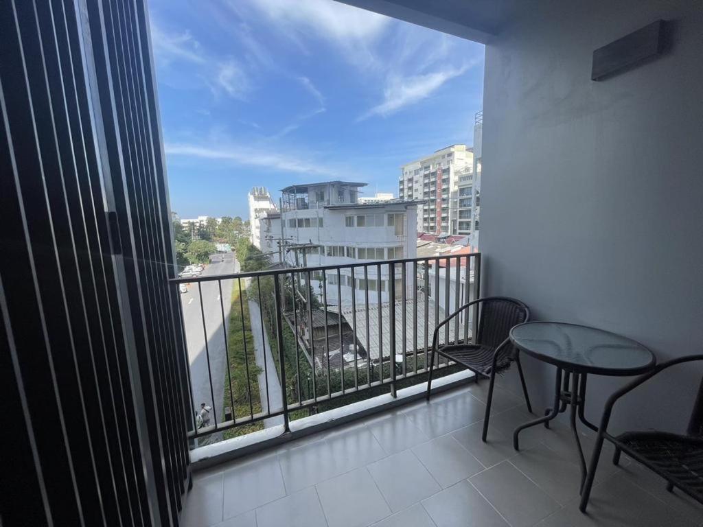 2 Bed Room, Large Living Room @ Central Pattaya Ngoại thất bức ảnh