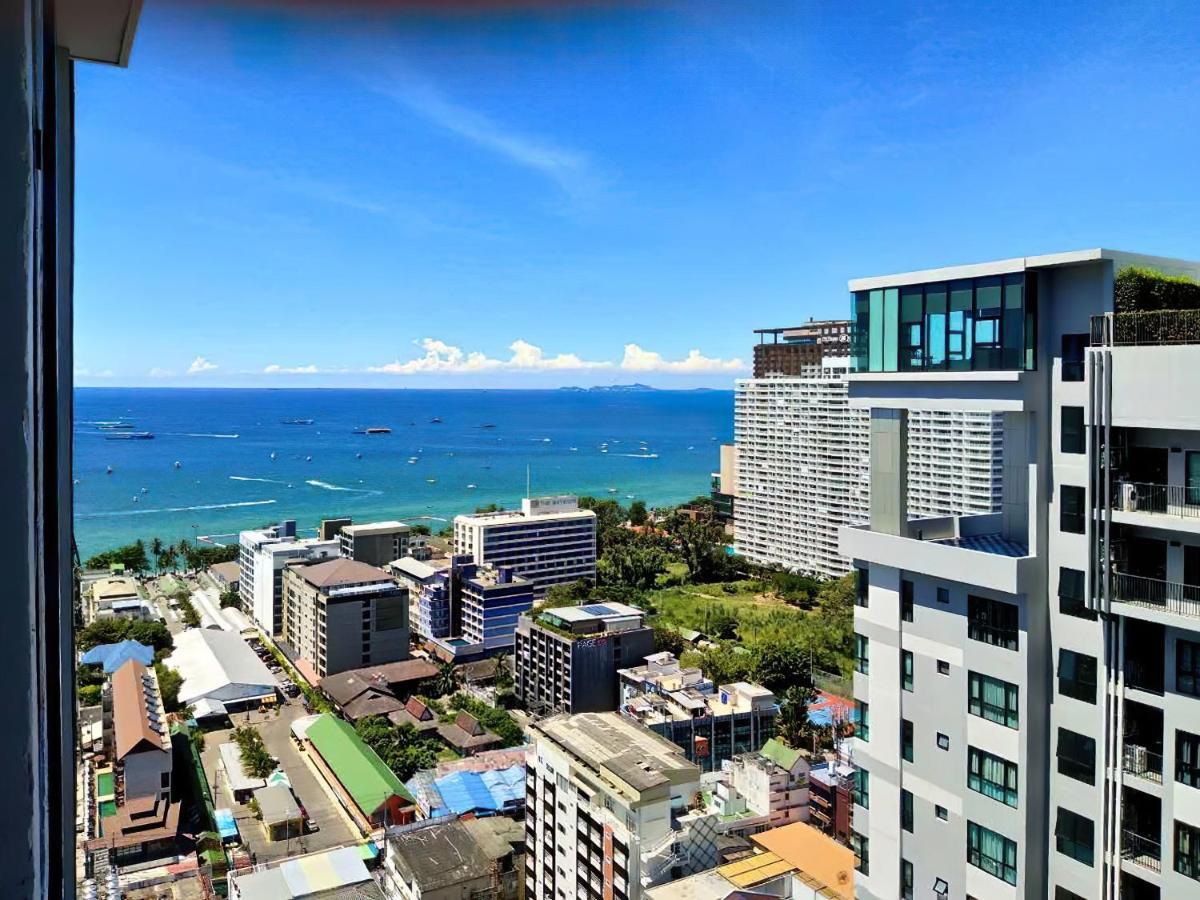2 Bed Room, Large Living Room @ Central Pattaya Ngoại thất bức ảnh
