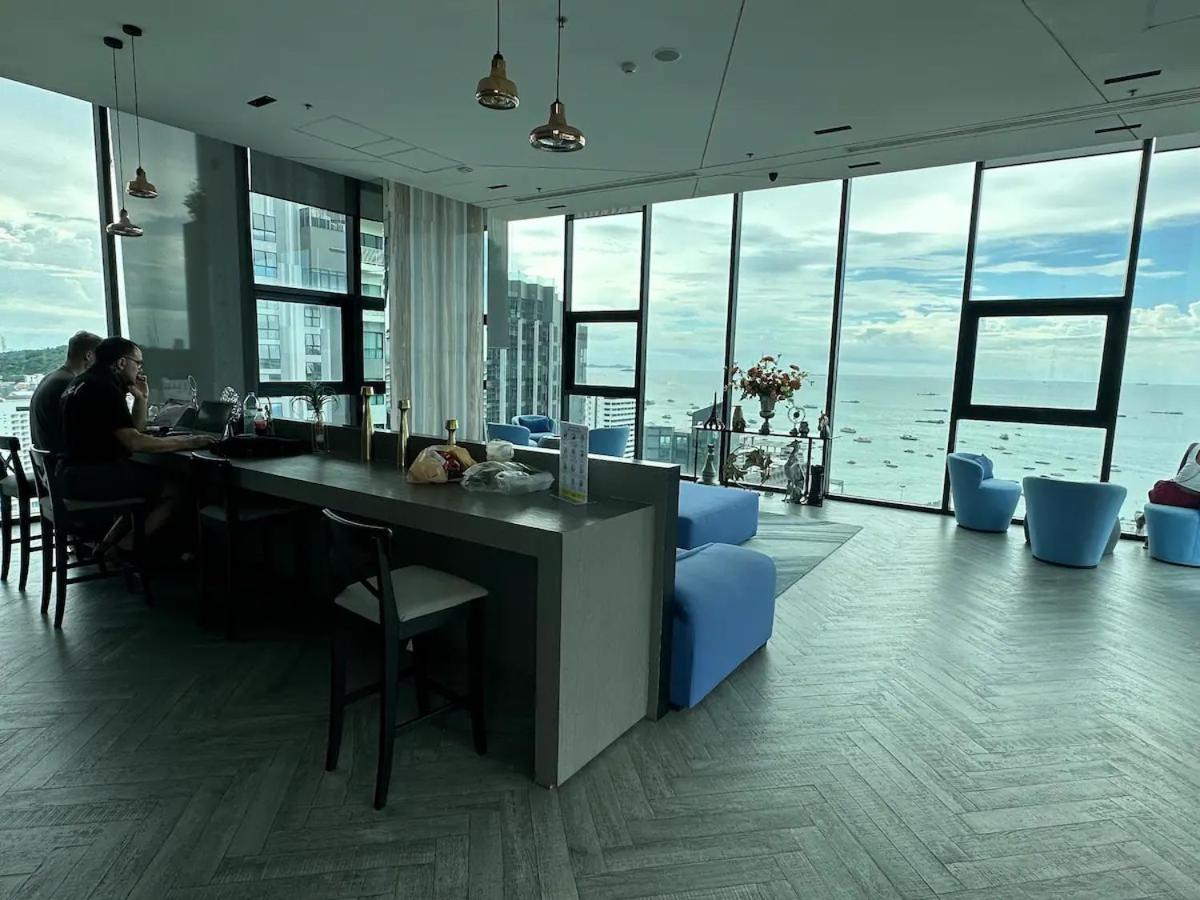 2 Bed Room, Large Living Room @ Central Pattaya Ngoại thất bức ảnh