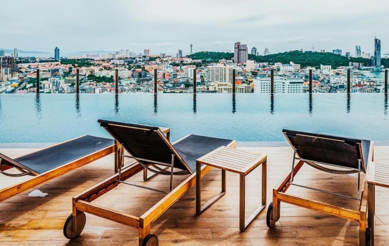 2 Bed Room, Large Living Room @ Central Pattaya Ngoại thất bức ảnh
