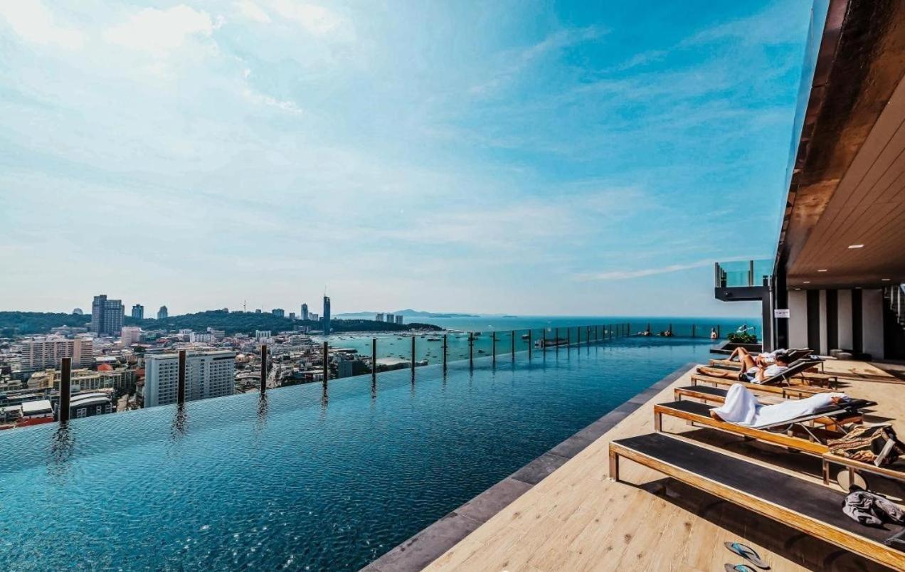 2 Bed Room, Large Living Room @ Central Pattaya Ngoại thất bức ảnh