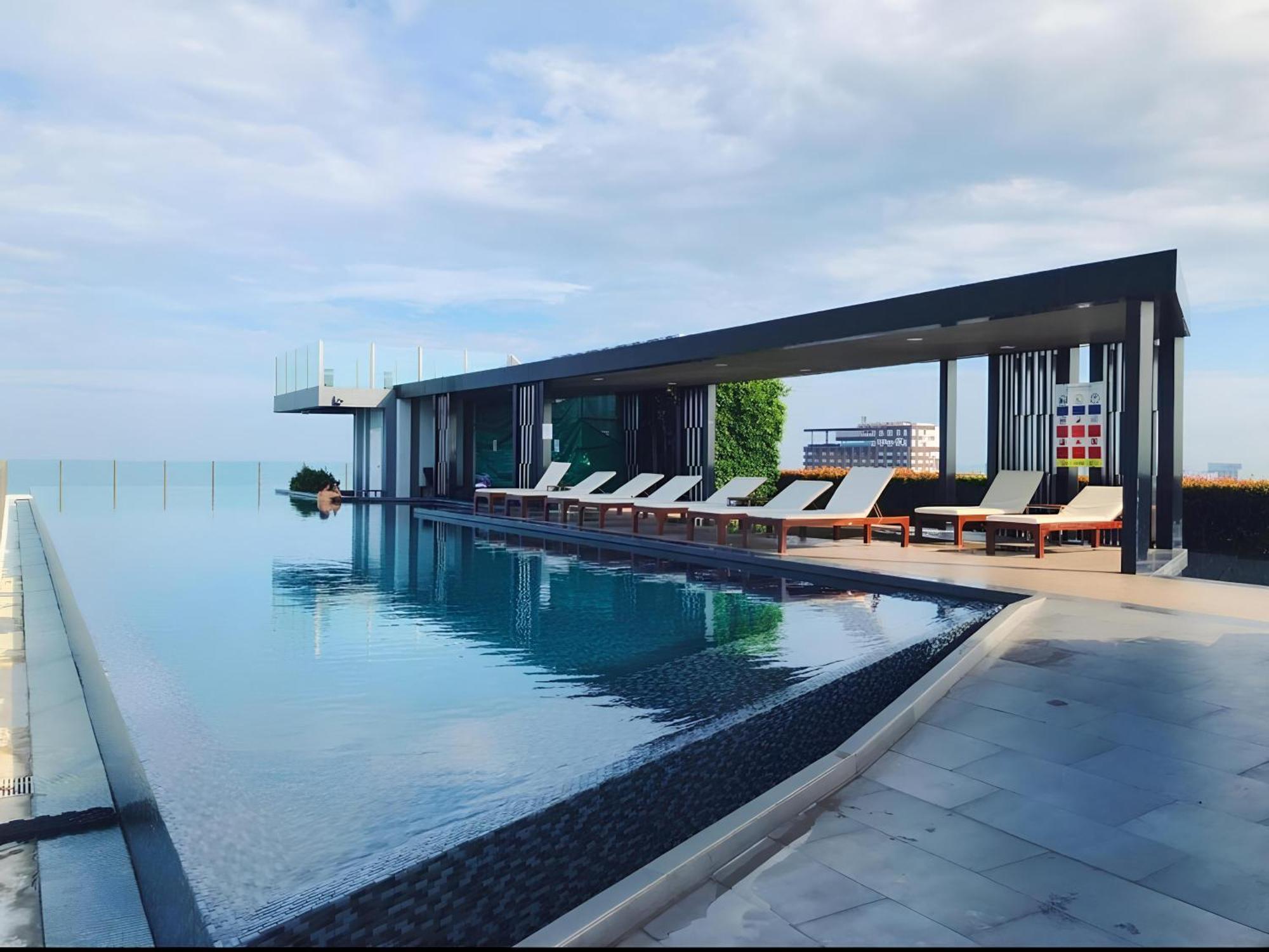 2 Bed Room, Large Living Room @ Central Pattaya Ngoại thất bức ảnh