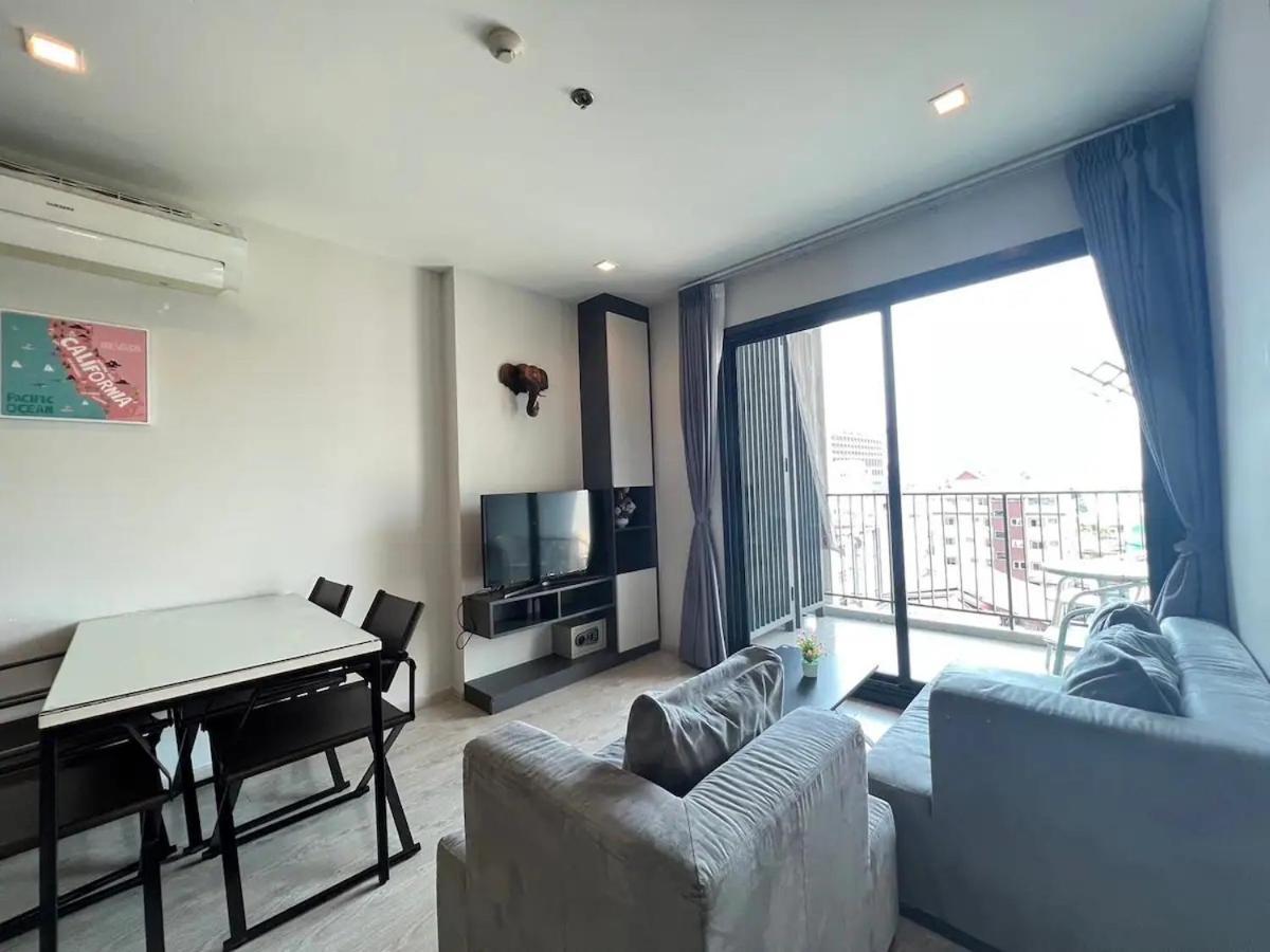 2 Bed Room, Large Living Room @ Central Pattaya Ngoại thất bức ảnh